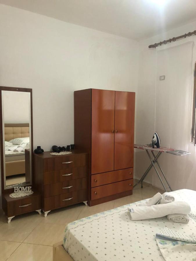 Teo Apartment ซารานเดอ ภายนอก รูปภาพ
