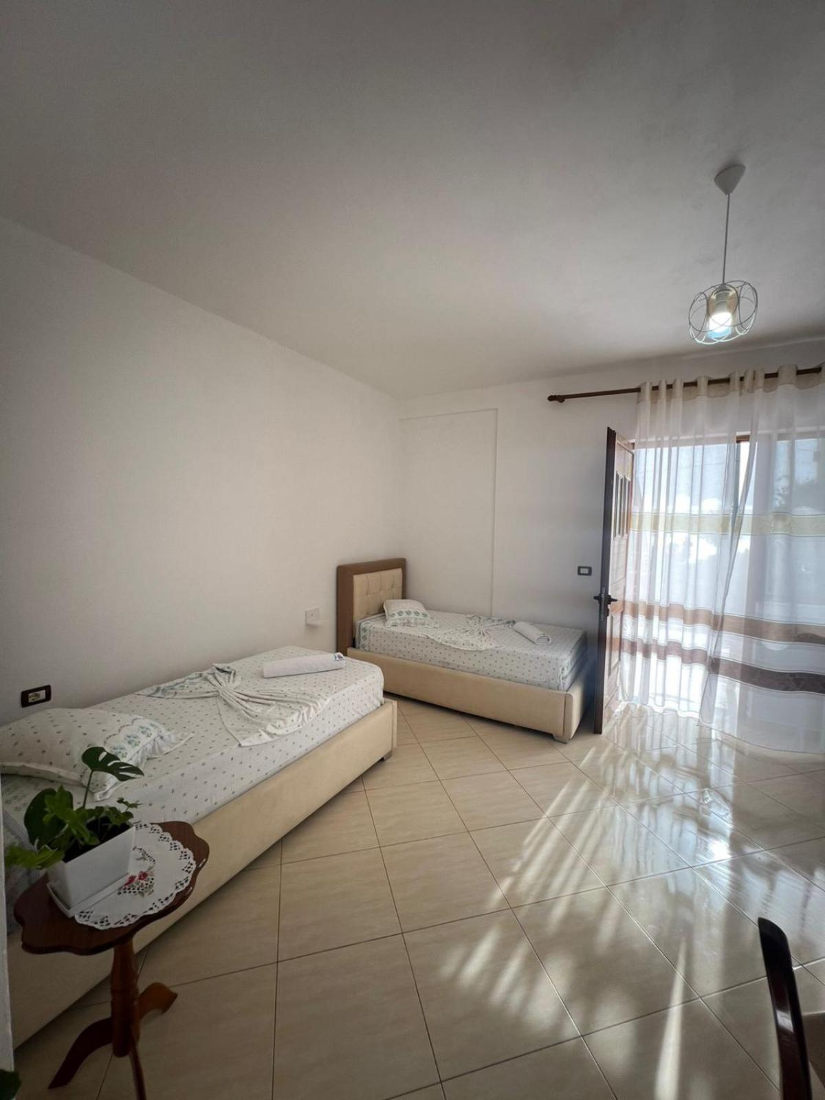Teo Apartment ซารานเดอ ภายนอก รูปภาพ