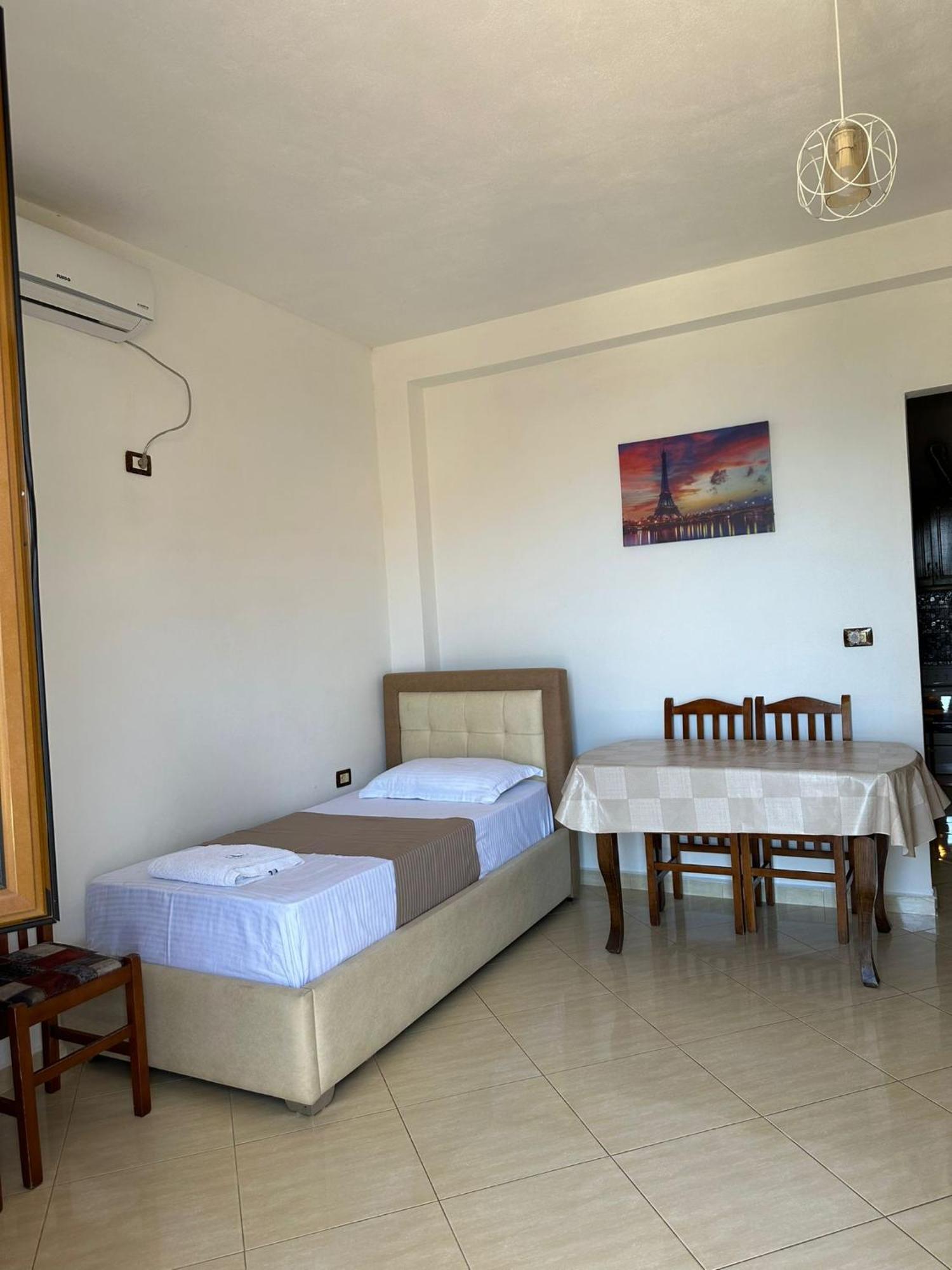 Teo Apartment ซารานเดอ ภายนอก รูปภาพ